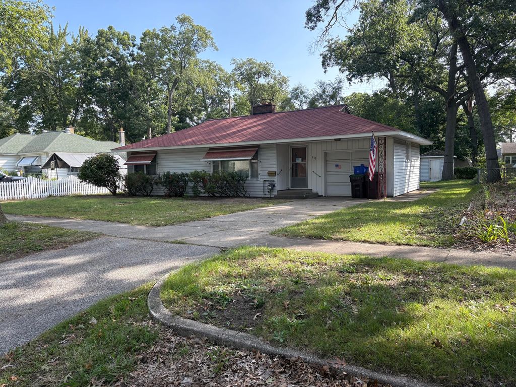 936 West Street, Muskegon Twp, MI 49442