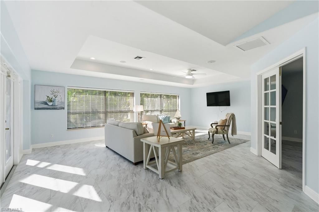 Image 12 of property listing at 4018 NW 12th ST, Cape Coral, FL 33993