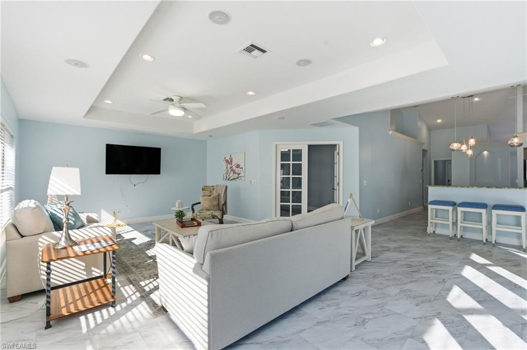 Image 13 of property listing at 4018 NW 12th ST, Cape Coral, FL 33993