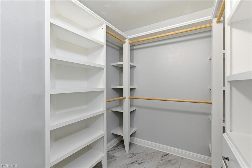 Image 25 of property listing at 4018 NW 12th ST, Cape Coral, FL 33993