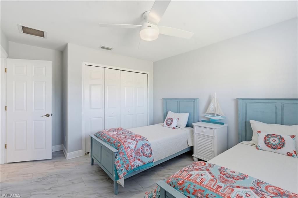 Image 35 of property listing at 4018 NW 12th ST, Cape Coral, FL 33993