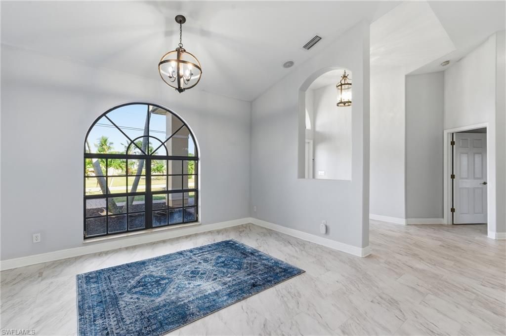 Image 6 of property listing at 4018 NW 12th ST, Cape Coral, FL 33993