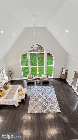 6603 BRAEBURN PKWY, Bethesda, MD 20817