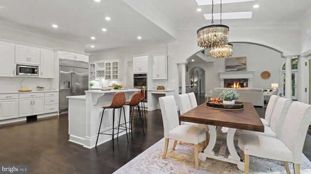 6603 BRAEBURN PKWY, Bethesda, MD 20817