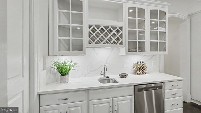 6603 BRAEBURN PKWY, Bethesda, MD 20817