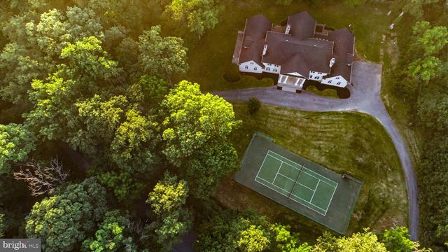 6603 BRAEBURN PKWY, Bethesda, MD 20817