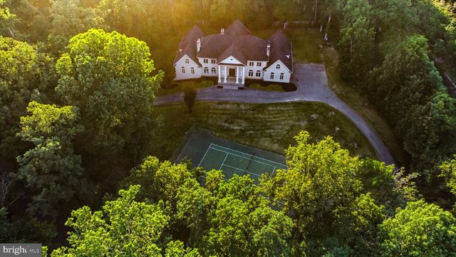 6603 BRAEBURN PKWY, Bethesda, MD 20817