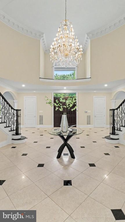 Image 27 of property listing at 6603 BRAEBURN PKWY, Bethesda, MD 20817