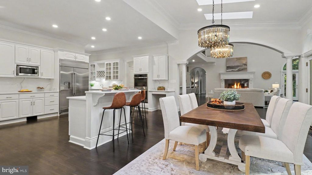 Image 31 of property listing at 6603 BRAEBURN PKWY, Bethesda, MD 20817