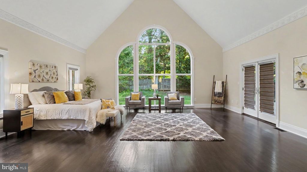 Image 52 of property listing at 6603 BRAEBURN PKWY, Bethesda, MD 20817