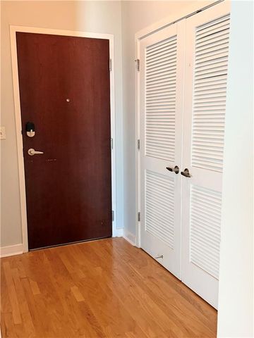 400 W Peachtree NW Street 2413, Atlanta, GA 30308