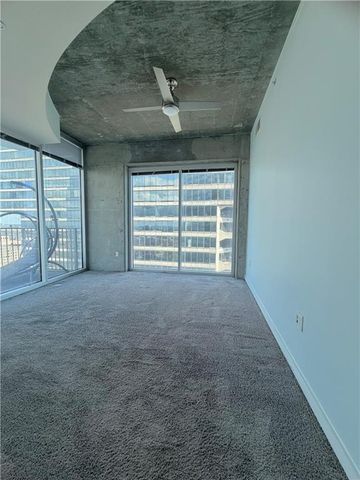 400 W Peachtree NW Street 2413, Atlanta, GA 30308