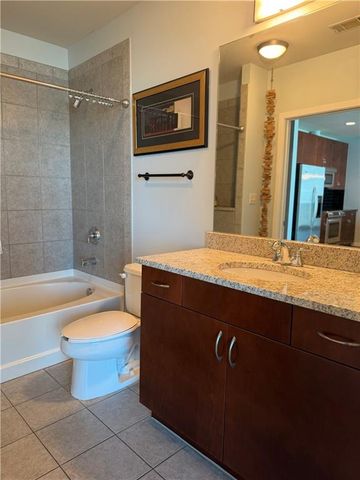 400 W Peachtree NW Street 2413, Atlanta, GA 30308