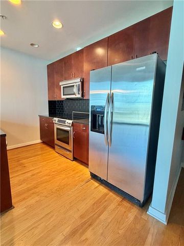 400 W Peachtree NW Street 2413, Atlanta, GA 30308