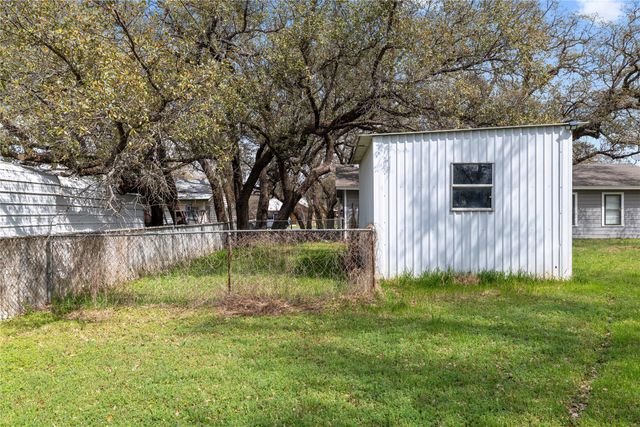 3803 2nd Street, Brownwood, TX 76801