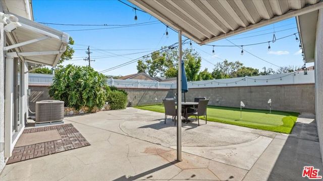 4648 Adenmoor Avenue, Lakewood, CA 90713