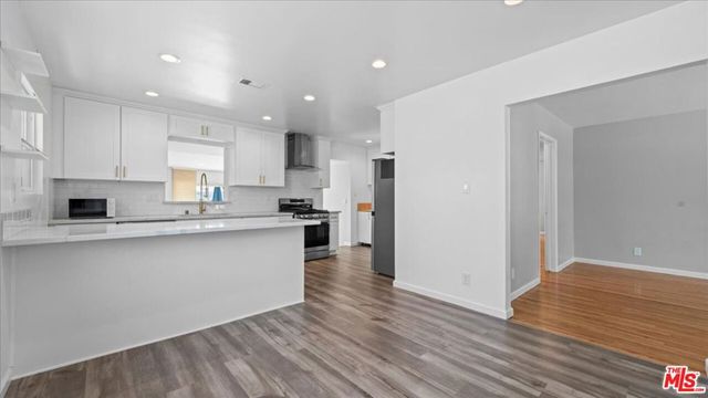 4648 Adenmoor Avenue, Lakewood, CA 90713