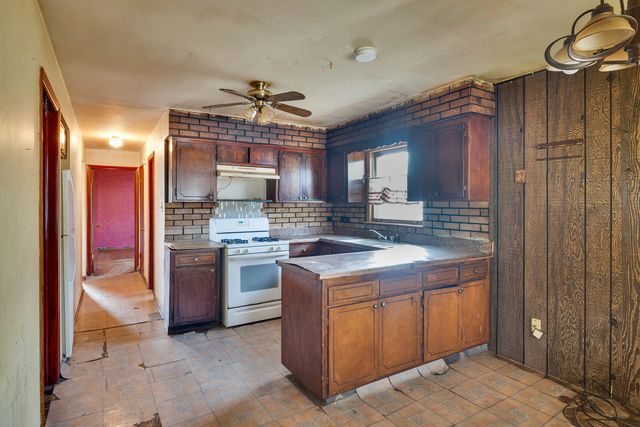 14424 Dante Avenue, Dolton, IL 60419