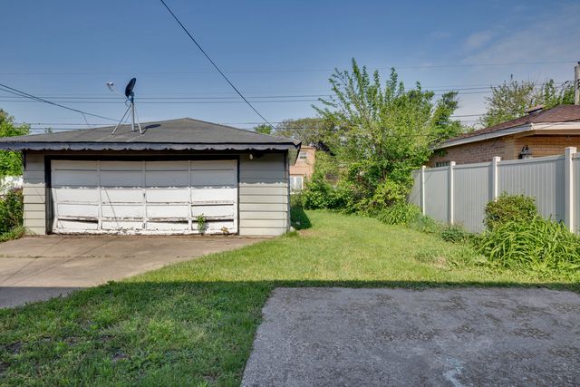 14424 Dante Avenue, Dolton, IL 60419