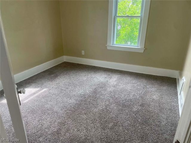 1118 W 8th Street, Lorain, OH 44052