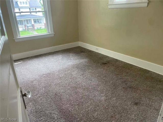 1118 W 8th Street, Lorain, OH 44052