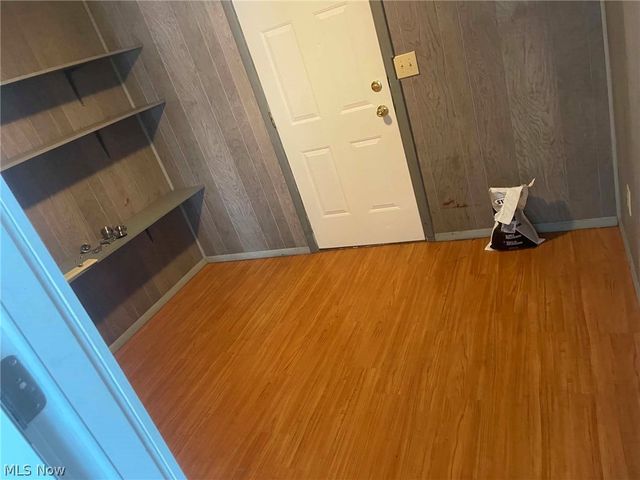 1118 W 8th Street, Lorain, OH 44052