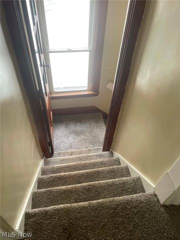 1118 W 8th Street, Lorain, OH 44052