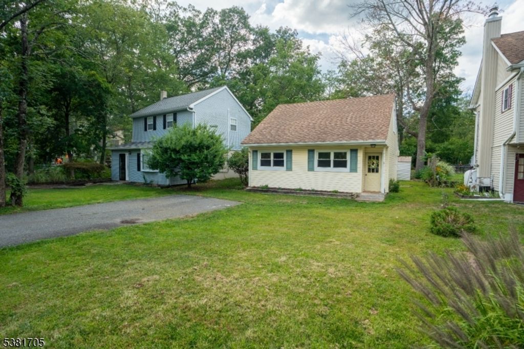 592 Rockaway Valley Rd, Boonton Twp., NJ 07005