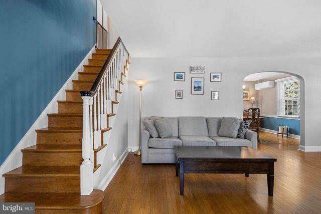 5040 SMITHFIELD RD, Drexel Hill, PA 19026