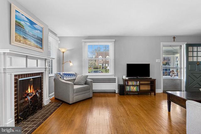 5040 SMITHFIELD RD, Drexel Hill, PA 19026