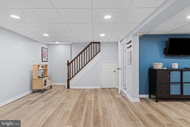 5040 SMITHFIELD RD, Drexel Hill, PA 19026