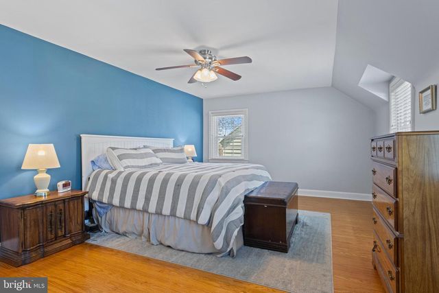 5040 SMITHFIELD RD, Drexel Hill, PA 19026