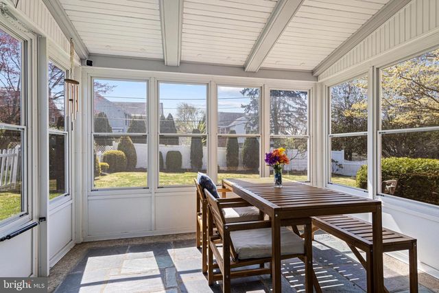 5040 SMITHFIELD RD, Drexel Hill, PA 19026