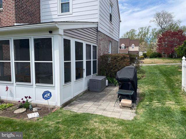 5040 SMITHFIELD RD, Drexel Hill, PA 19026