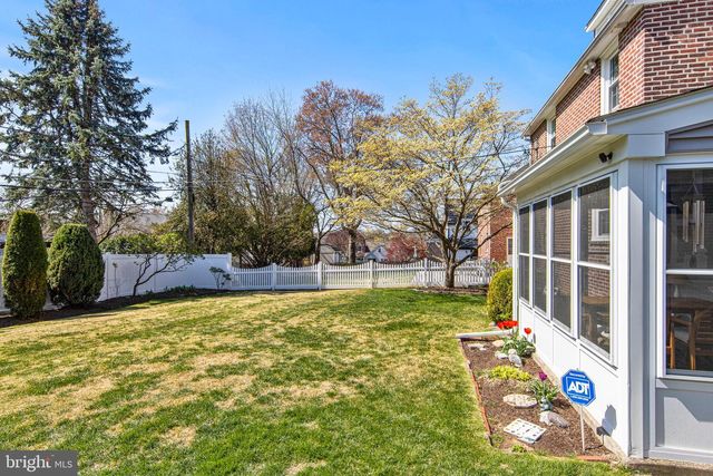 5040 SMITHFIELD RD, Drexel Hill, PA 19026