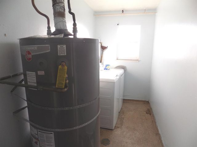 4201 West St, Oakland, CA 94608