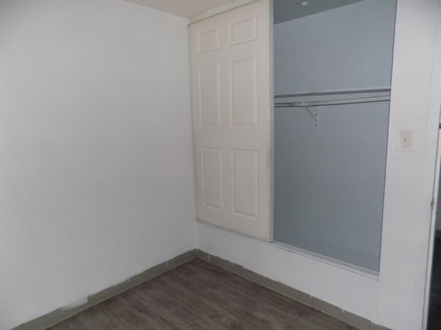 4201 West St, Oakland, CA 94608