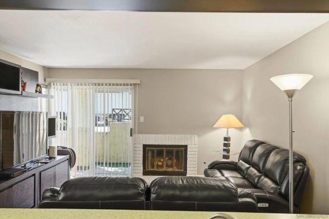 787 Brookstone Rd 103, Chula Vista, CA 91913