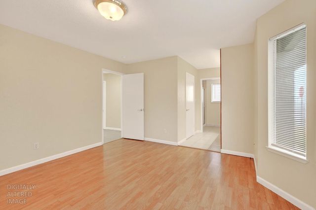 517 W Tuolumne Rd, Turlock, CA 95382