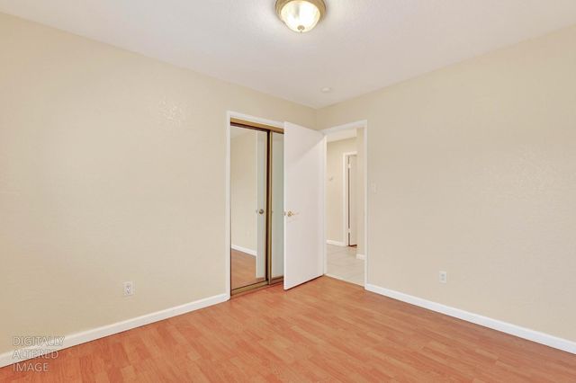 517 W Tuolumne Rd, Turlock, CA 95382