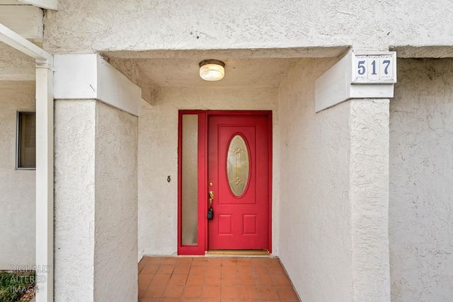 517 W Tuolumne Rd, Turlock, CA 95382