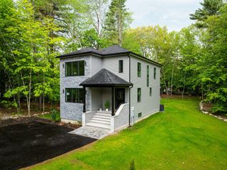 9 Trues Parkway, Sandown, NH 03873
