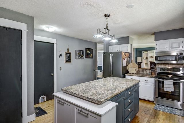 3622 Golf Road, Eau Claire, WI 54701