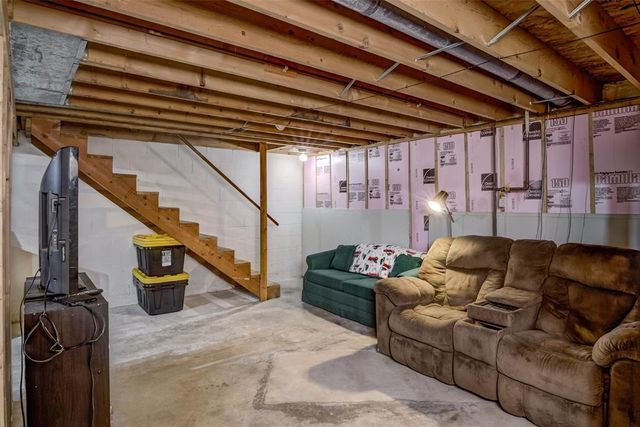 3622 Golf Road, Eau Claire, WI 54701