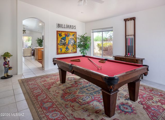 138 E Elixir Place, Oro Valley, AZ 85755