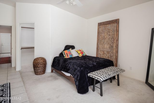 138 E Elixir Place, Oro Valley, AZ 85755
