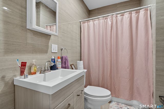 334 Saint John Street, New Haven, CT 06511