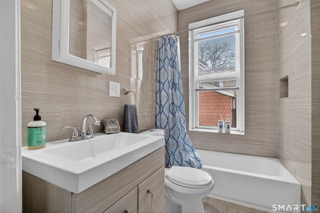 334 Saint John Street, New Haven, CT 06511