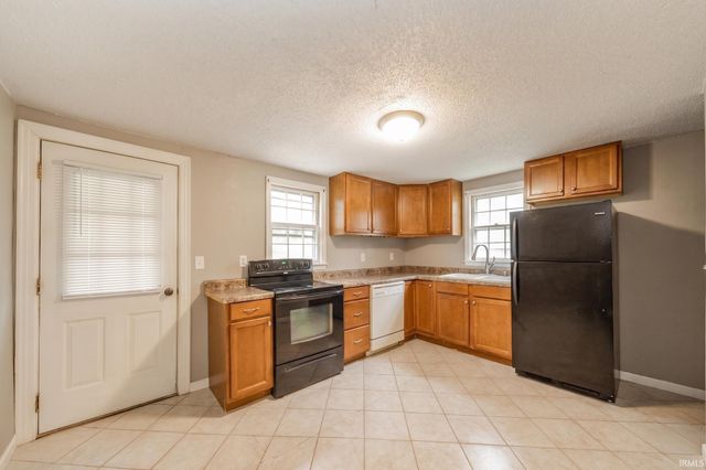 1614 S Luick Avenue, Muncie, IN 47302
