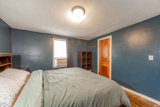 1614 S Luick Avenue, Muncie, IN 47302